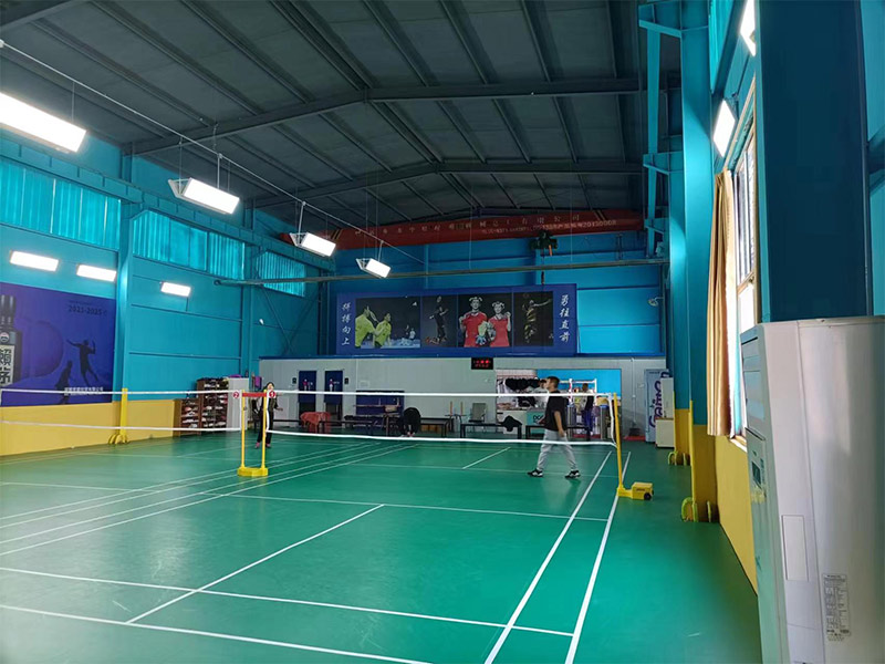 体育场馆辐射采暖设备